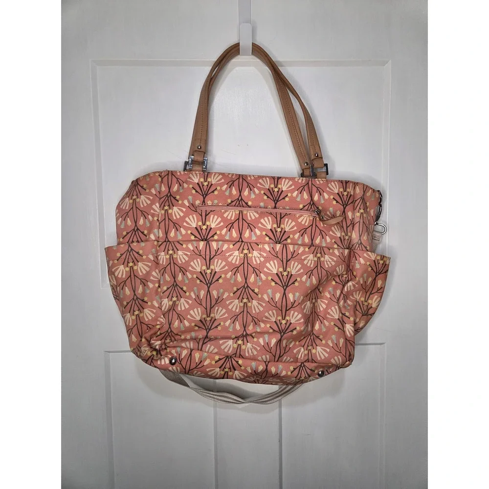 Petunia Pickle Bottom Downtown Tote Diaper Bag